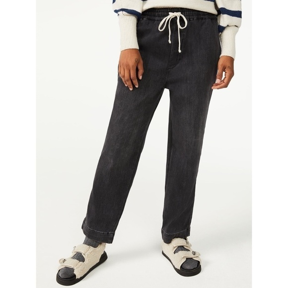 Free Assembly Classic Denim Joggers - Washed Black - Picture 6 of 7